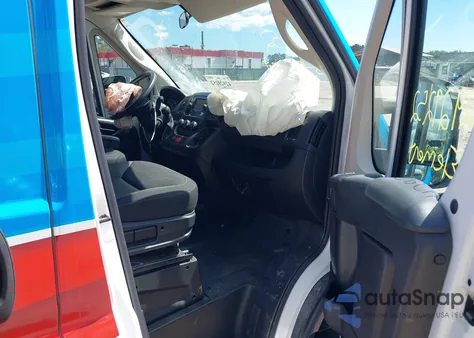 2021 Ram Promaster 2500 High Roof 159 Wb z USA, uszkodzony, nr VIN 3C6LRVDG1ME512815